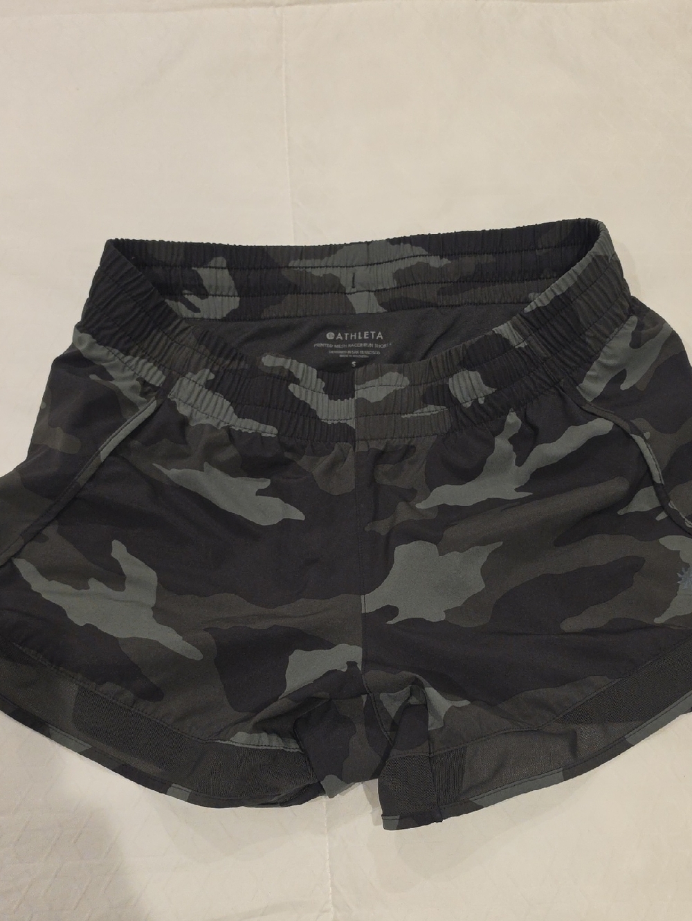 Athleta Women's Black & Camo Athletic Shorts